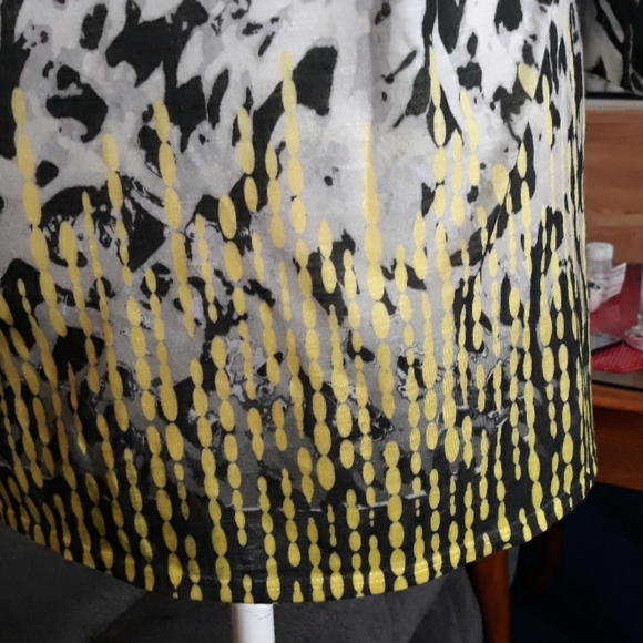 Christopher & Banks funky patterned womens top - Picture 7 of 10